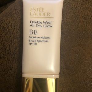 Estée Lauder Double Wear All-Day Glow intensity4.5